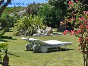Villa avec internet haut débit, barbecue et terrasse | Vue jardin - Image 4