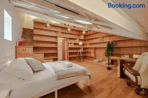 Stunning duplex apartment in Central London - Image 4