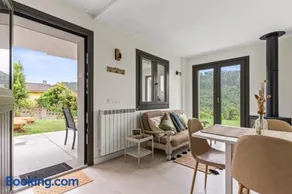 La Casina Blanca - Image 1