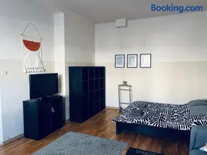 Dorothy apartment near Budapest City Park - Image 2