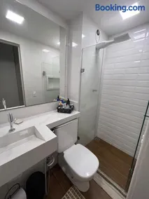 Apartamento com piscina a poucos passos da praia - Image 2