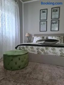 Sofia's Cottage - Image 2