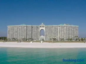 Beachfront Condo with Spectacular Gulf Views - Image 4