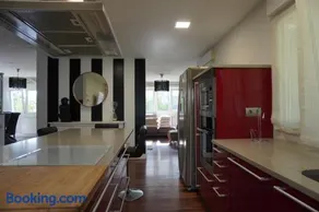 Meruelo Home - Image 3