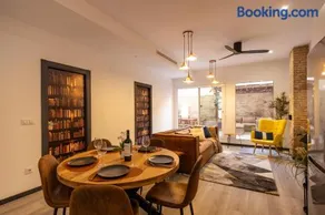 Portrait Boutique Apartment - Image 4