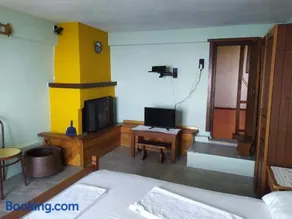 Triple studio apartment in Mylopotamos Beach - Image 1