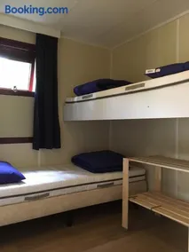 Chalet met Veranda en whirlpool gelegen in NP Drents Friese Wold, camping met zwembad 70 - Image 3