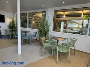 Lemon Tree Lodge, Dog Friendly, Free Hoburne Passes - Image 4