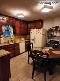 Urban Chalet - Image 3
