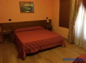 Hotel Scala alla Cascata - Image 1