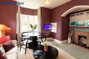 Estate Lodge Sleeps 5 on The Jurassic Coast Devon - Image 4
