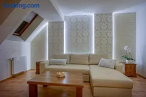 Jawor Pokoje i Apartamenty - Image 4