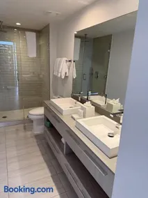 Stillwater Serenity Suite - Image 4