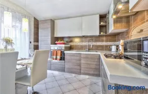 Lovely Home In Kastel - Image 3