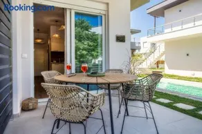 Charisma Apartment - Image 2