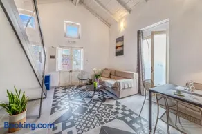 Martano Jacuzzi Suite with Terrace & BBQ - Happy Rentals - Image 4