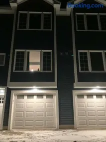 New Modern Townhouse by Bowdoin College & DT Unit 1 - Image 4