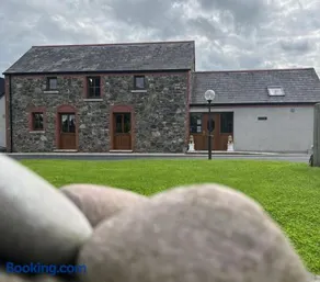 Avoca Lodge - Image 2