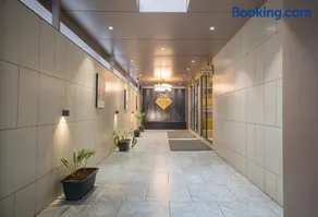 Hotel Sapphire 26 - Image 4