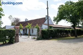 House on the Green - Image 5