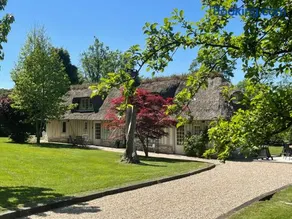 LES 2 CHAUMIÈRES Piscine & Spa Honfleur - Image 2