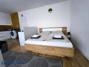 Prémiový apartmán pod lesom s parkovaním v garáži a možnosťou nabíjania EV - Image 2
