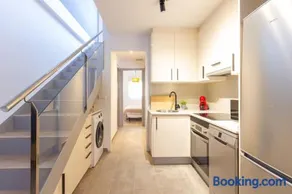 Duplex with terrace near Bcn - Image 2