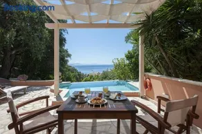 The cottage, Nissaki, Kaminaki Beach - Image 1