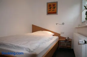 Apartment-Haus - Image 5