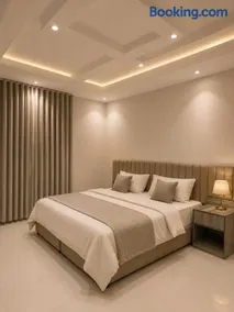 Comfort Stay 2 - Image 1