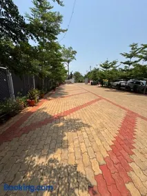Sairaj Lawns - Image 4