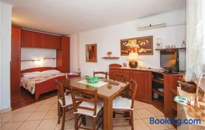 Beautiful Apartment In Lovran With Wifi - Image 3