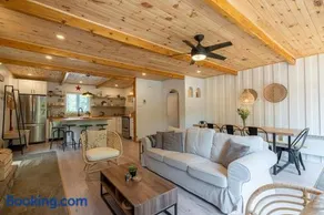 Casa Olej Unforgettable getaway in Tremblant & SPA - Image 5