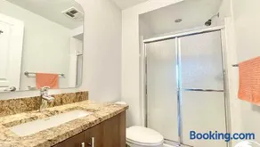 Luxurious 2bd 2bth underground parking - Image 2