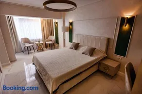 Luxury House - Image 3