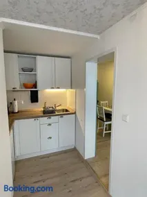 Bo's Apartment 35 - Image 2