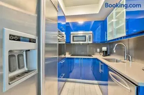1 Bedroom with ocean and city views! - Image 5