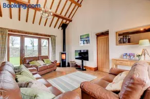 4 Bed in Menai Bridge oc-bow16 - Image 4