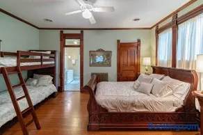 Sisters Inn-Family Suite - Image 2