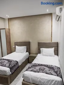 infinity pyramids Hotel - Image 1