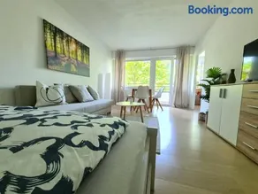 Gemütliche Wohnung, schnell in Köln, Messe, Stadion & Phantasialand - Image 1