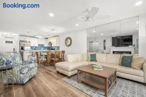 2 Bedroom Bayside Condo with Pool in OCMD - Image 4