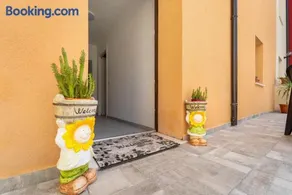 Villa Giovia - Image 1