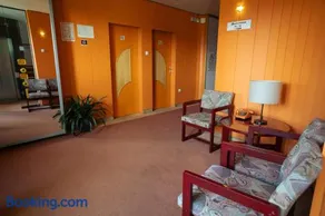 MC Hotel - Image 2