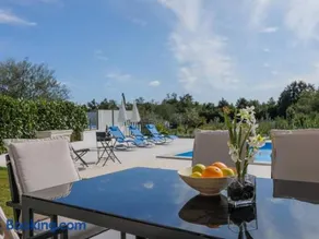 Holiday Home Villa Tonka by Interhome - Image 2