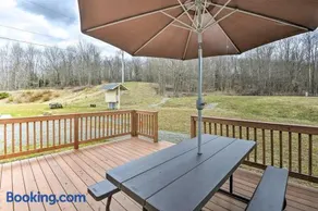 Fjord Suite I Peaceful Poconos Getaway - Image 3
