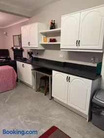 Reelin Bar Holiday Accommodation - Image 4