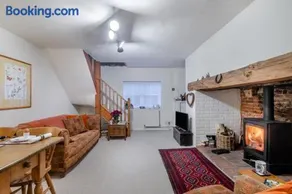2 Bed in Buxton oc-b30030 - Image 3
