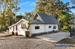 The Cottage at Indooroopilly - Image 2