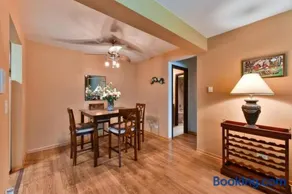 Entire Apartment with Complete Privacy Near O'hare - Image 3